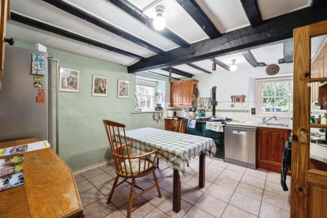 4 bed Detached for sale Image 5
