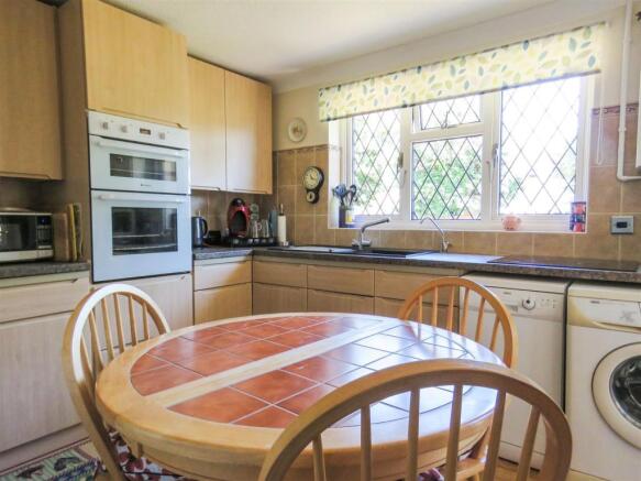 Kitchen A.JPG
