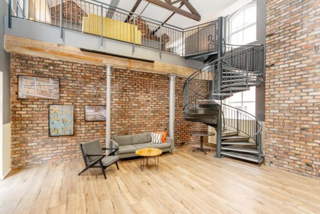 Studio to rent Image 11