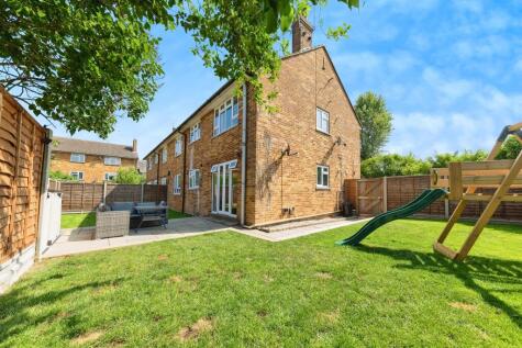 Hutton Close, Hertford