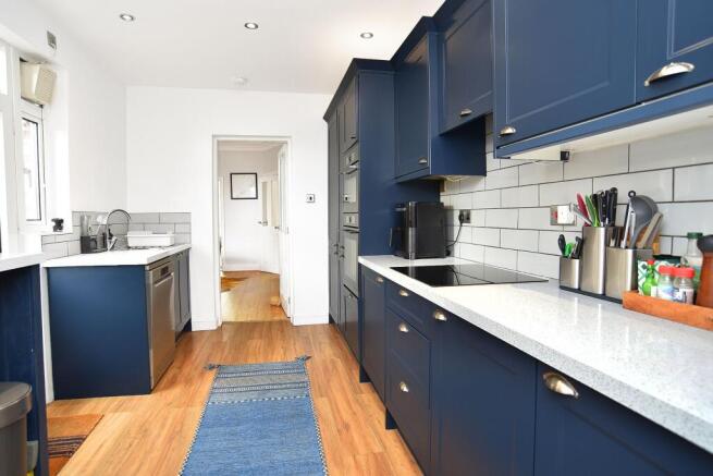 3 bed Terraced for sale Image 8
