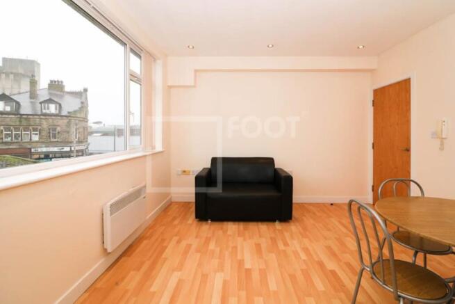 1 bed Apartment to rent Image 8
