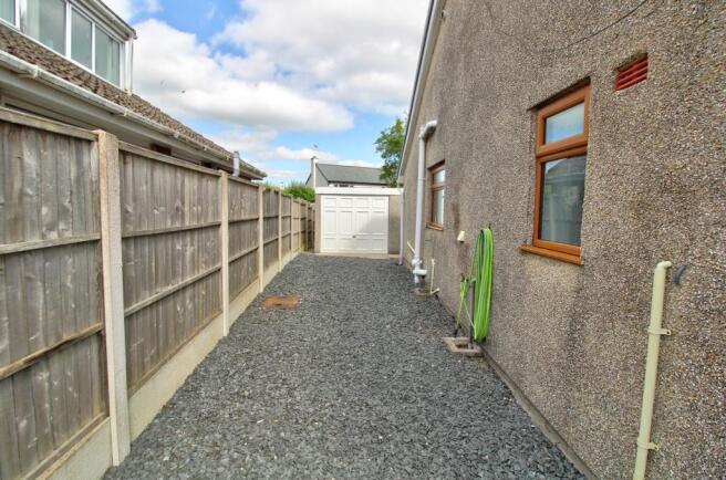 Detached Garage