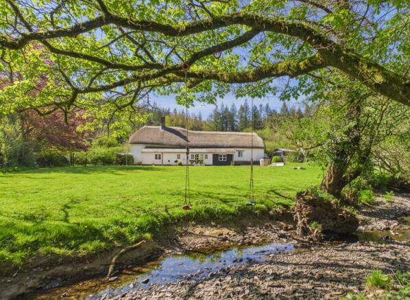 EWEMOVE SOUTH MOLTON - LITTLE KIDLAND