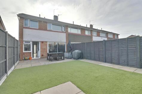 Lower Drayton Lane, Drayton