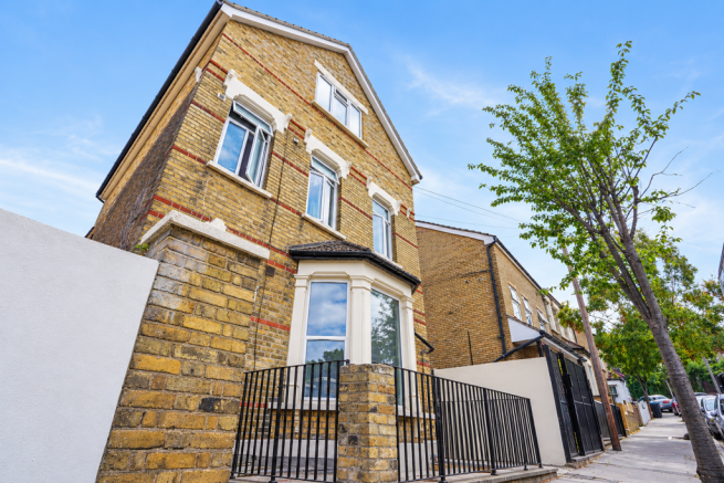 Flat 5, 1 Borough Hill, Croydon, CR0 4LP