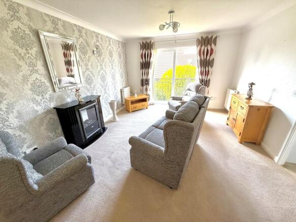 9 Barton Court Lo...
