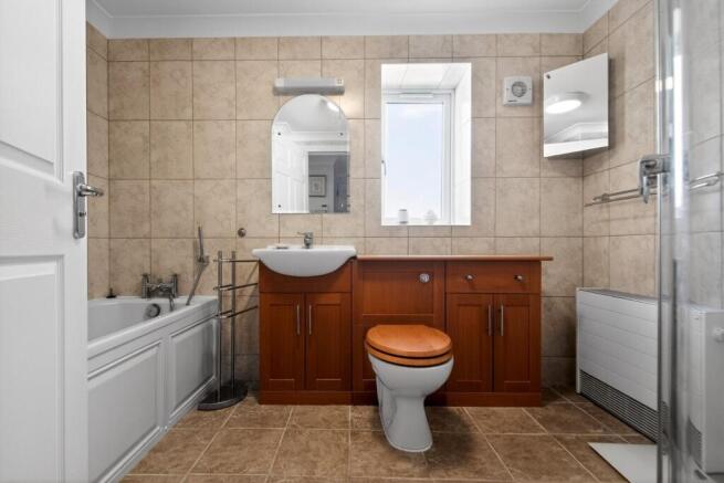 1 bed Apartment for sale Image 12