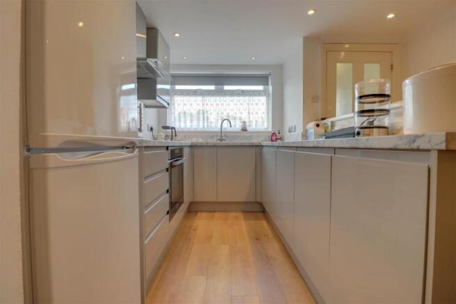 66 BEAUCHAMPS DRIVE INSIDE-3.jpg