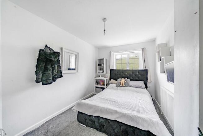 Bed3.jpg