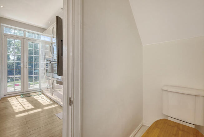 Photo 11