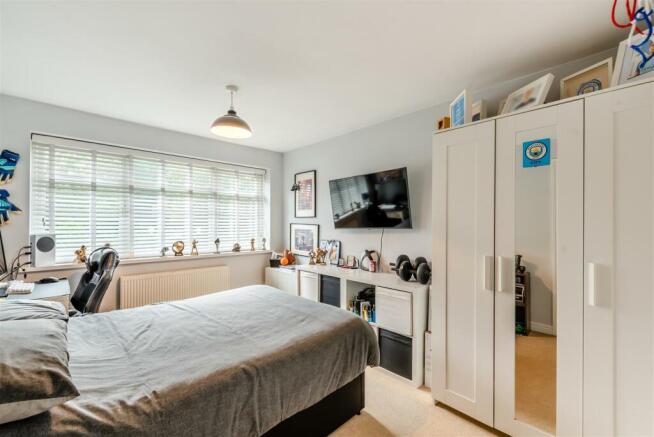 8573650-interior18.jpg