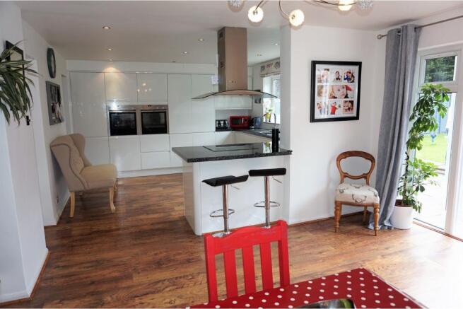 Kitchen / Breakfast