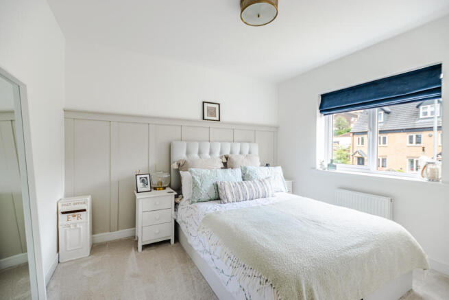 4 bed Semi-Detached for sale Image 12
