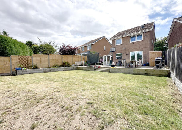 Stoneton Crescent, Balsall Common photo 4