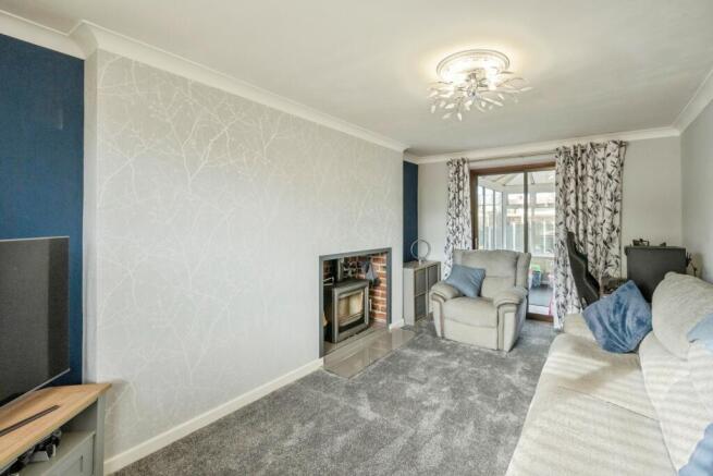 3 bed Semi-Detached for sale Image 7