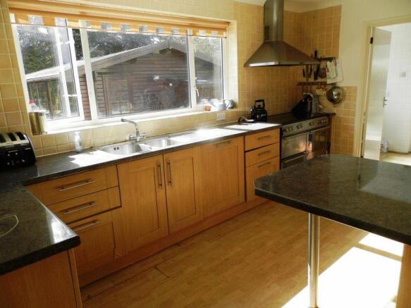 Kitchen/Breakf...
