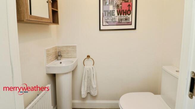 3 bed Semi-Detached for sale Image 5