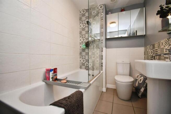 2 bed Terraced for sale Image 12