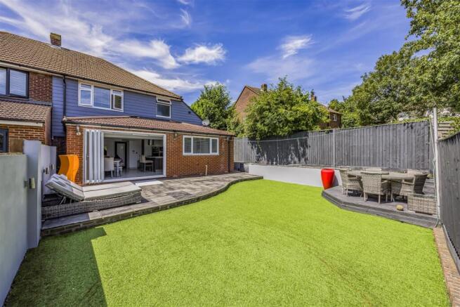 58 Farlington Avenue, Drayton-PorticoMarketing-Sol