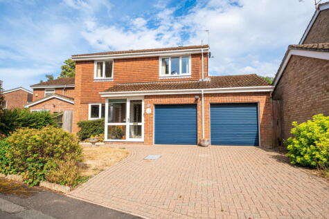 Medway Avenue, Oakley, Basingstoke, RG23 7DP