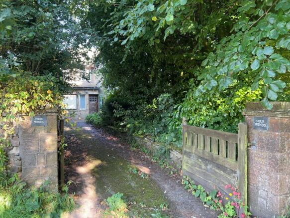 4 bed Detached for sale Image 6