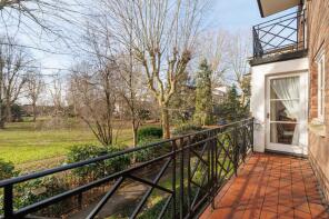 161, Brompton Park Crescent, London SW6 1SX