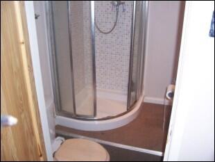 En-suite to Bedroom