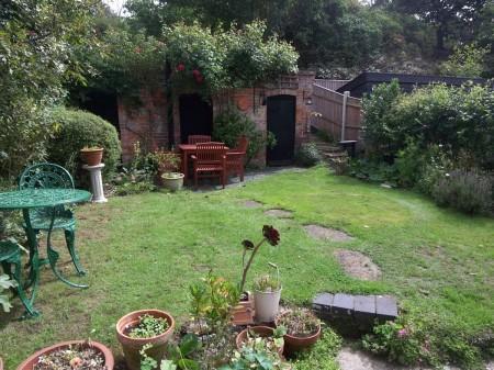 Photo 10