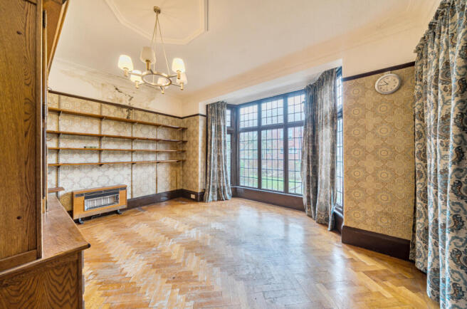 1406400-9-697b64a...