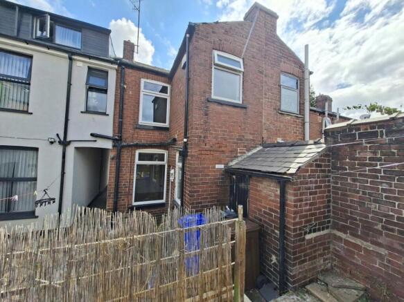 2 bed Terraced for sale Image 12