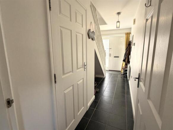 Ground floor hallway.JPG