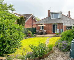 12, Parkside Crescent, Exeter EX1 3TW