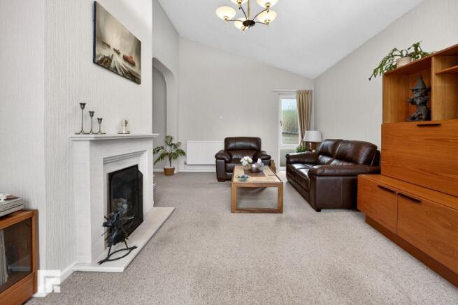 Maes-Y-Bryn, Radyr, CF15 photo 4