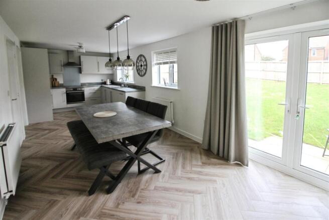 Dining Kitchen