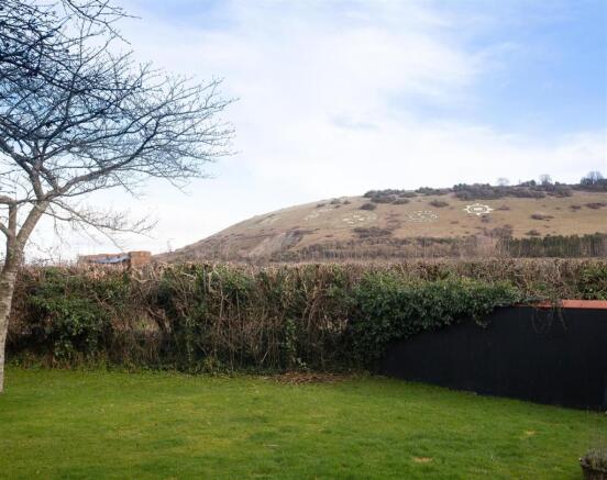 SUMMERFIELD HOUSE - 