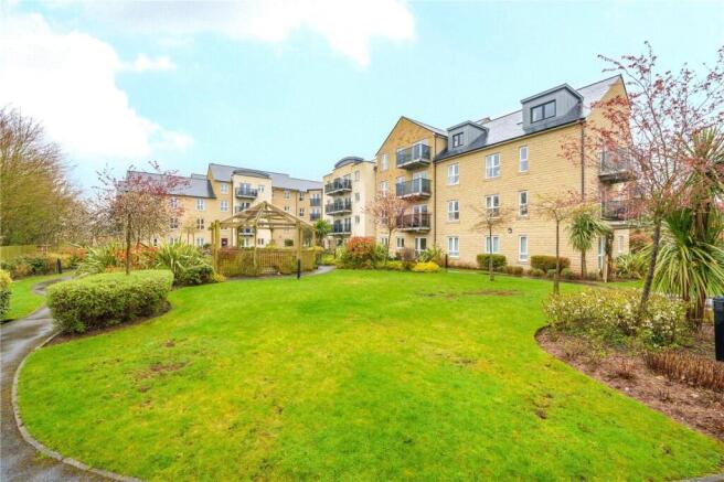 1 bed Apartment for sale Image 8