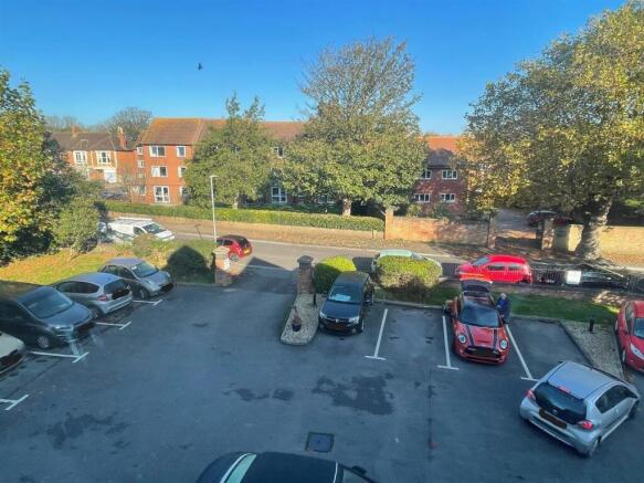 Communal Parking.jpg