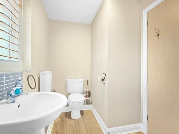 Photo 10