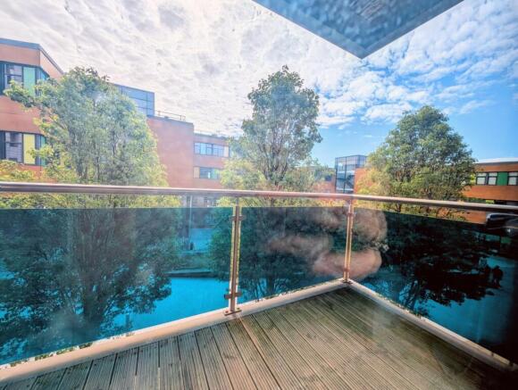 1 bed Flat to rent Image 6