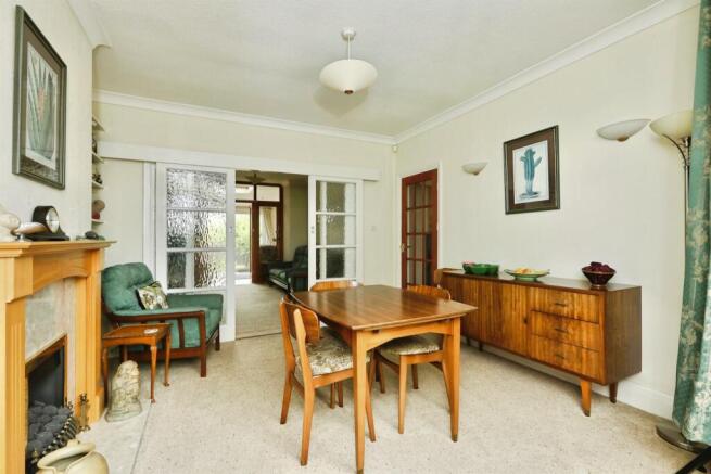 4 bed Semi-Detached for sale Image 12