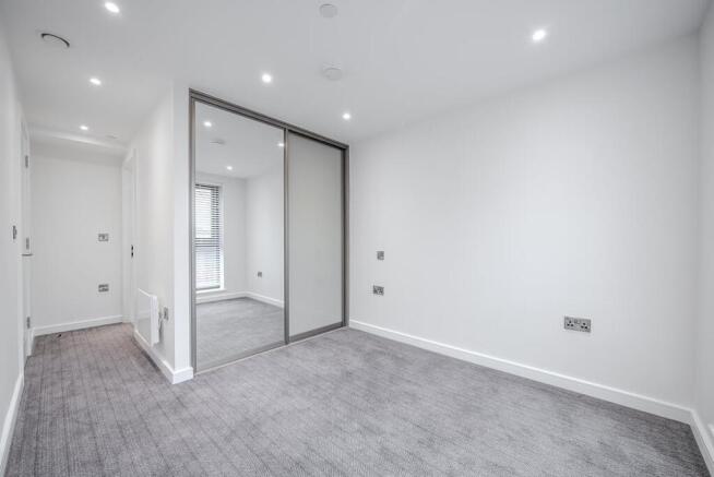 2 bed Flat to rent Image 9