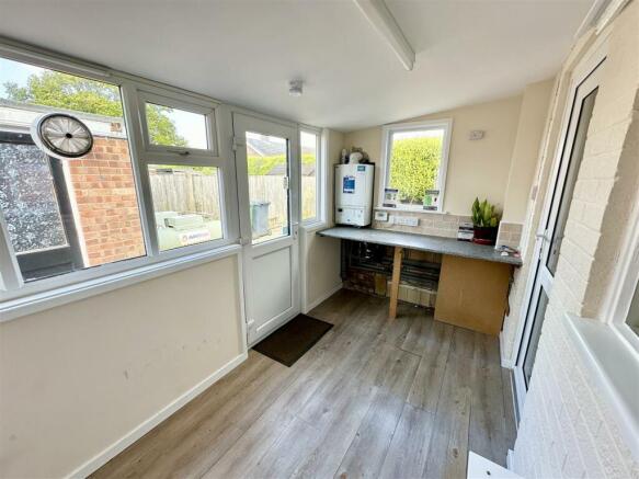 utility porch.JPEG