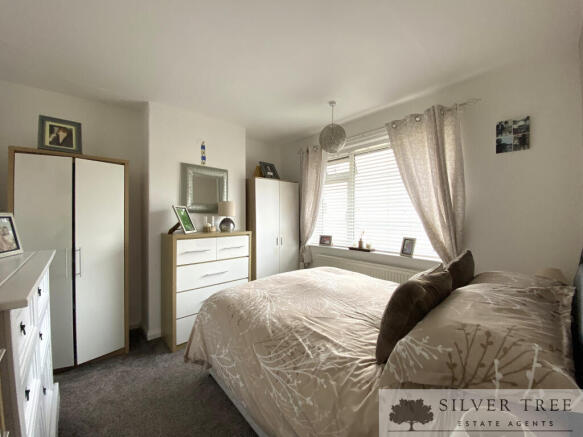 3 bed Semi-Detached for sale Image 11