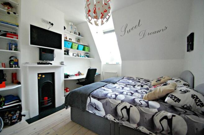 Photo 11