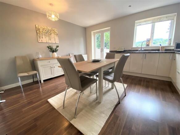 Kitchen dining ro...