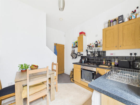 4 bed Block of Apartments for sale Image 6