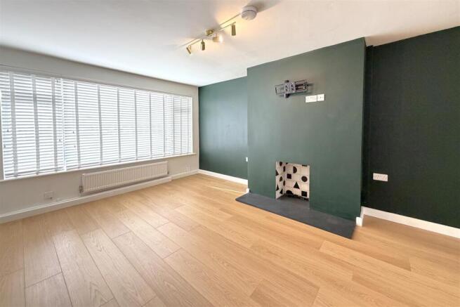 Living Room.JPG