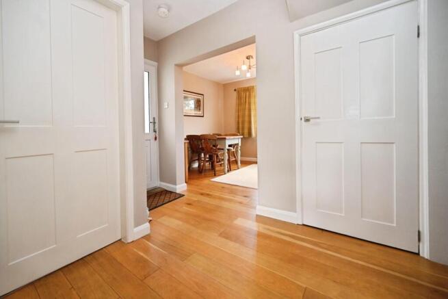 3 bed Bungalow for sale Image 8