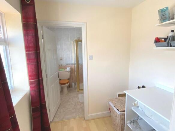 DRESSING AREA